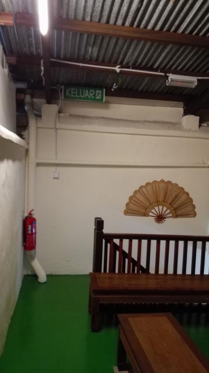 Silver Shine Guesthouse จอร์จทาวน์ ภายนอก รูปภาพ