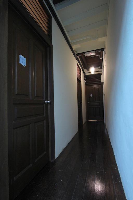 Silver Shine Guesthouse จอร์จทาวน์ ภายนอก รูปภาพ